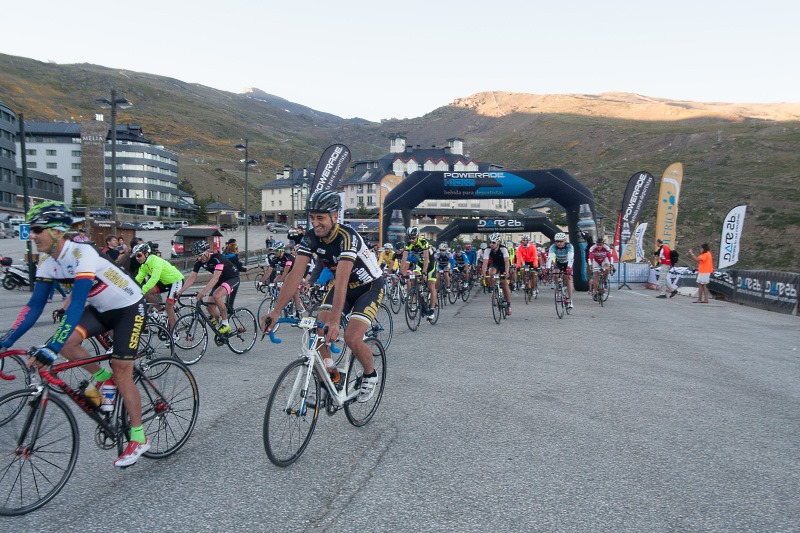 Paco Robles ganador de los 180 km de la VI Sierra Nevada Límite by Solfrio