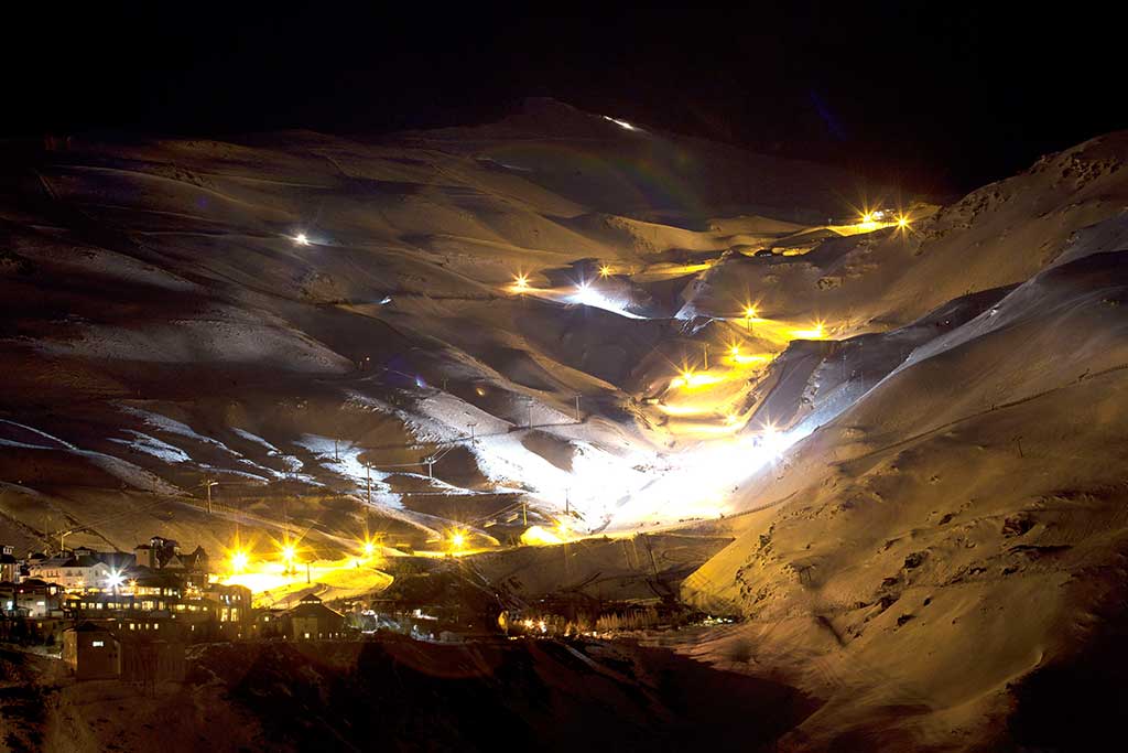 Sierra Nevada llega a los 16 km de pistas esquiables y abrirá la pista del Río para esquí nocturno