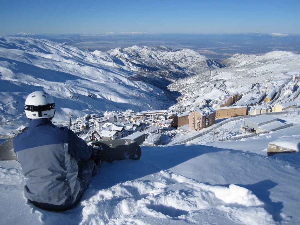 Sierra Nevada aplicará descuentos del 20% en forfaits de larga duración durante la noche en blanco de Granada 