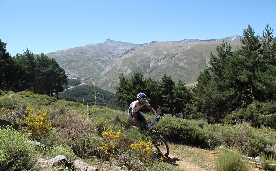 Sierra Nevada amplía su bike park a ocho circuitos y alcanza los 30 kilómetros de descenso y rally