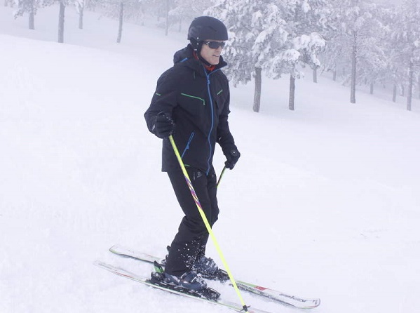 Uno de los primeros Cat-Skiers de San Glorio en acción. Foto crédito: Campos/Diario de León