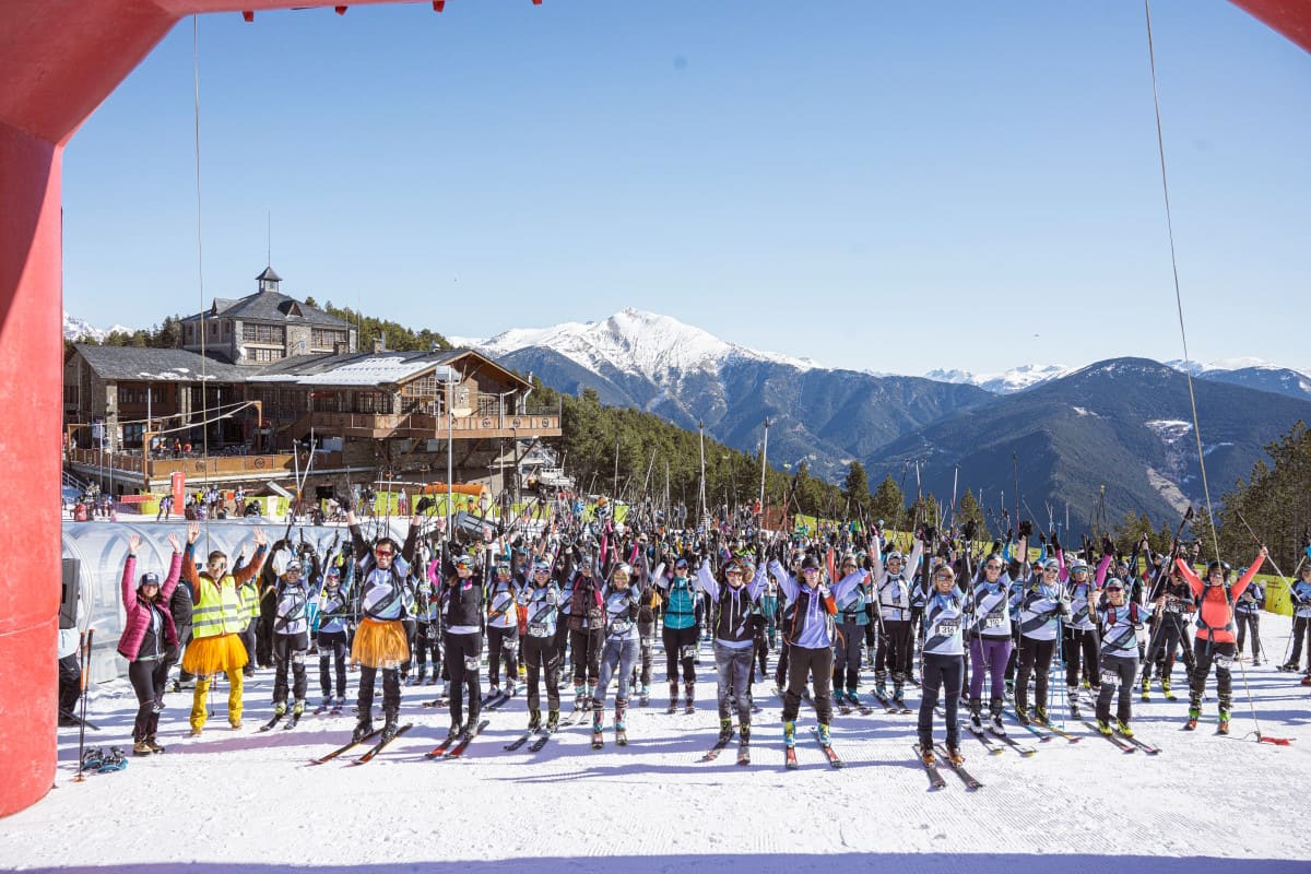 Pal Arinsal celebra la 6ª edición de la Skimo Femení con 317 participantes