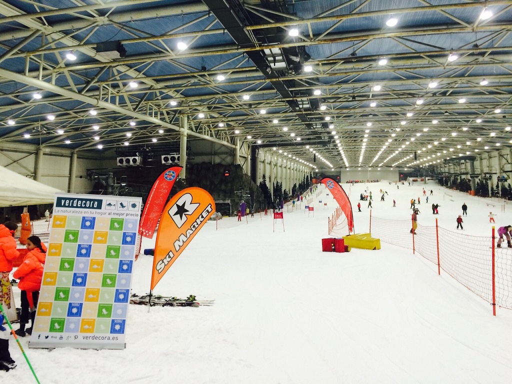 Sigue la competición con el Trofeo Zimas Esquí Club y la FMDI en Madrid SnowZone