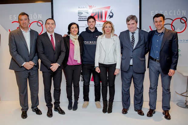 De Izda a Dcha: Jesús García, Antonio Fernández, Mª José Rienda, Lucas Eguibar, Mª josé López, Miguél Cardenal y May Peus