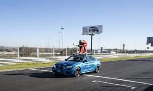 Jan Farrell “esquía” a 180 km/h en el circuito del Jarama