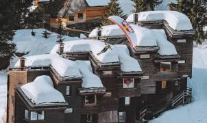 El vídeo de speedriding entre telesillas y calles de Avoriaz que lo está “petando” en las redes