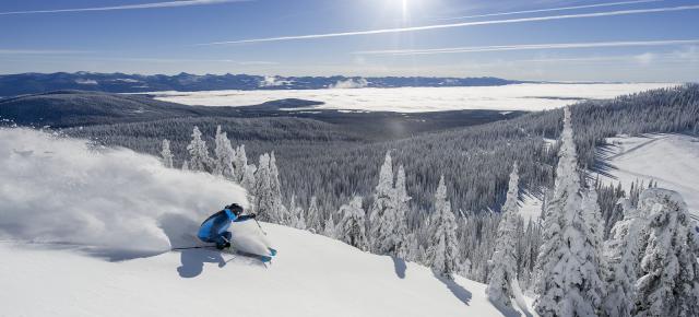 Ski en nieve polvo en Panorama (Canadá)