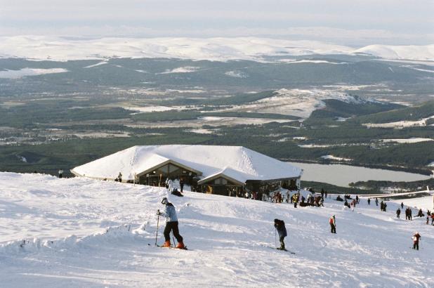 Vista de la estación de Cairngorm Mountain