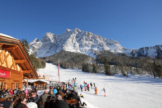 Día soleado en Ehrwalder Wettersteinbahnen