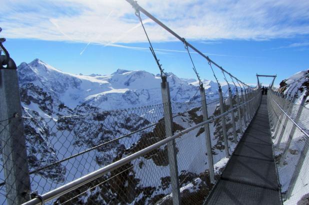 cliff walk en Titlis