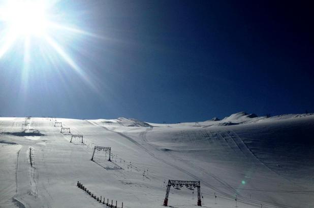 Imagen del glaciar de 2 Alpes en pleno junio 2013