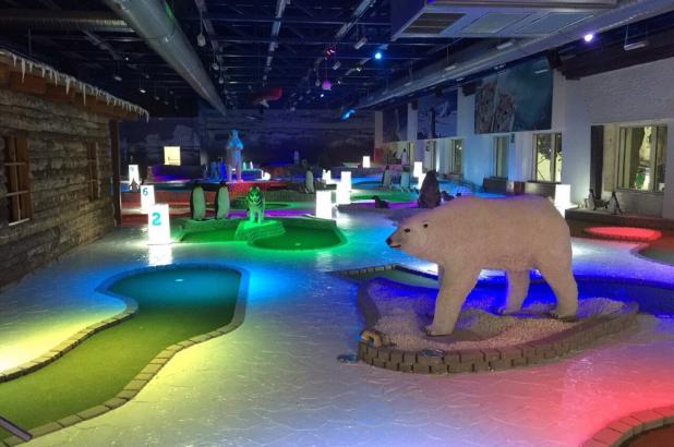 Nuevo mini Golf en Madrid Snowzone