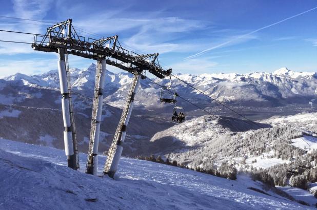 En un telesilla en Villars-Gryon