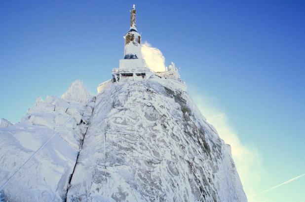 L'Aiguille du Midi en invierno