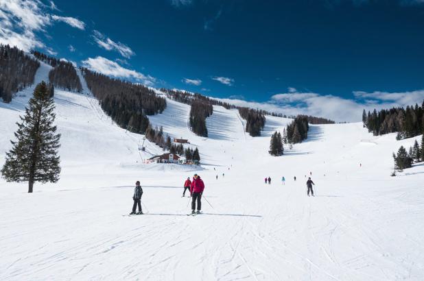 Esquiando en Wurzeralm