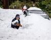 Al menos 12 muertos por las nevadas en California, que acumulan más de dos metros de nieve