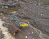 Un río de barro y piedras engulle la estación de esquí italiana de Limone Piemonte