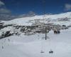 Imágenes del primer día de esquí de la Semana Santa en Sierra Nevada 