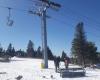 Cae una silla con tres esquiadores en Camelback Resort, en Pensilvania