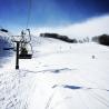 Subiendo en uno de los telesillas de Happo-One Hakuba