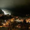 Preciosa imagen de Les Carroz por la noche