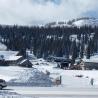 Cañones de nieve funcionando en Wolf Creek