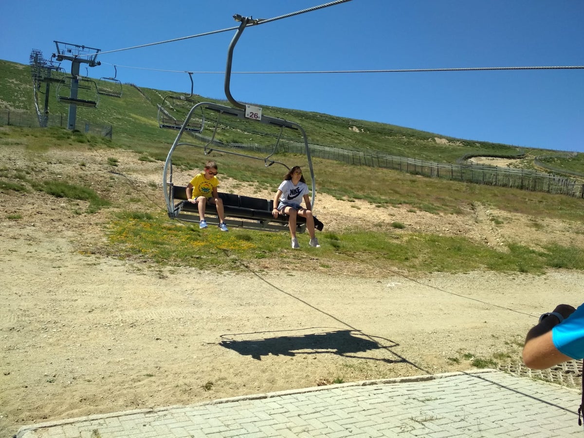 La Covatilla se suma al verano abriendo el telesilla para los turistas