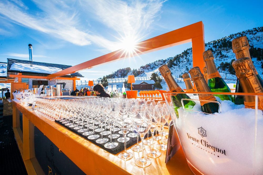 Las burbujas de Veuve Clicquot inundan de glamour Grandvalira