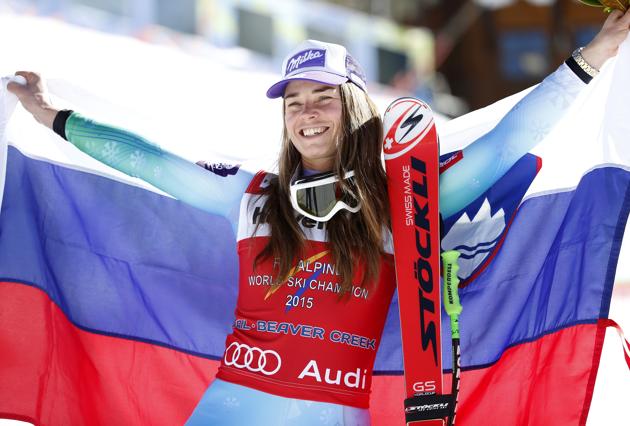 Tina Maze con una bajada perfecta gana el descenso de Beaver Creek