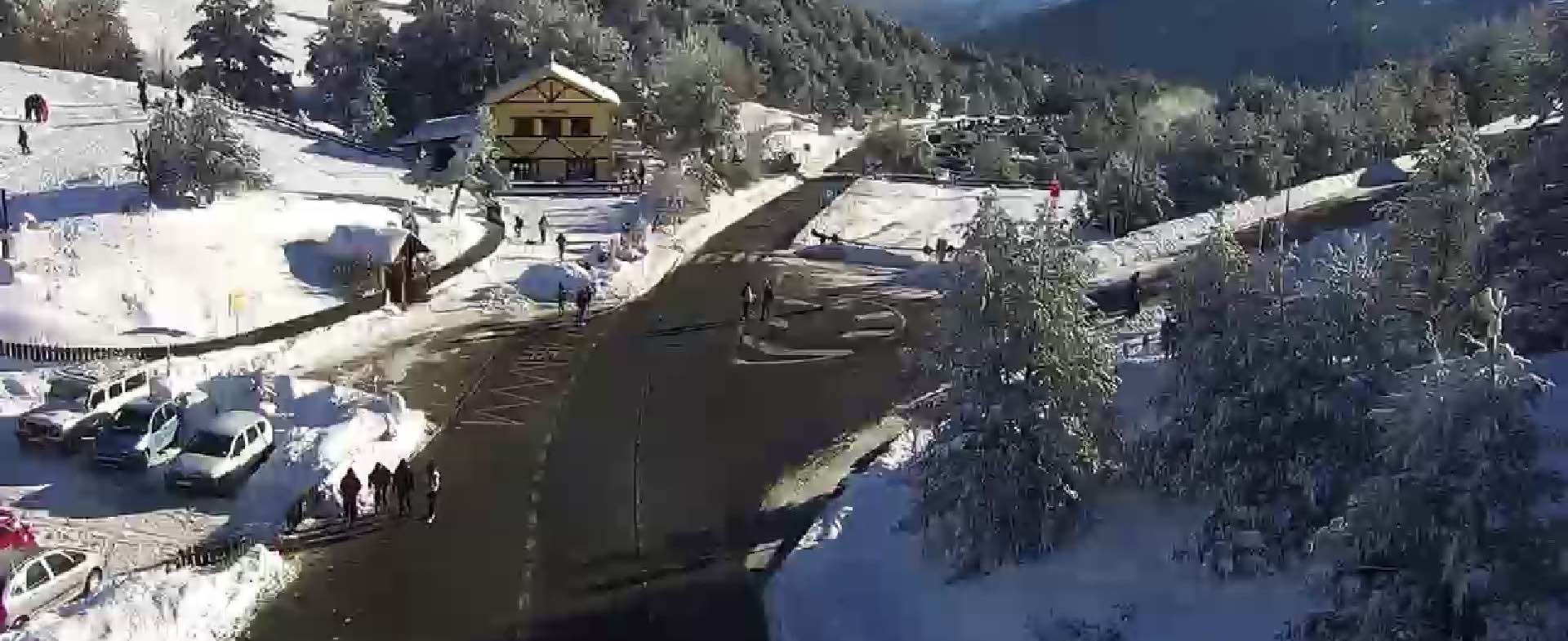 ¿Es posible ir a la nieve y a esquiar a la Sierra de Madrid evitando colas este fin de semana?