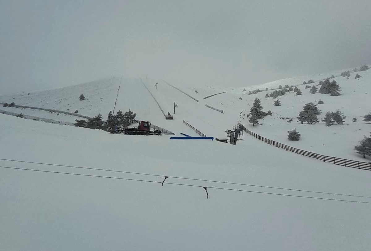 Valdesquí vive en primavera el mejor momento de la temporada con una nevada de medio metro