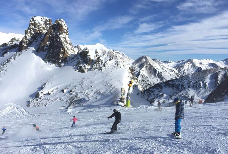 Vallnord ofrece 45 pistas abiertas y hasta 80 cm en Arcalís y Pal Arinsal este Puente