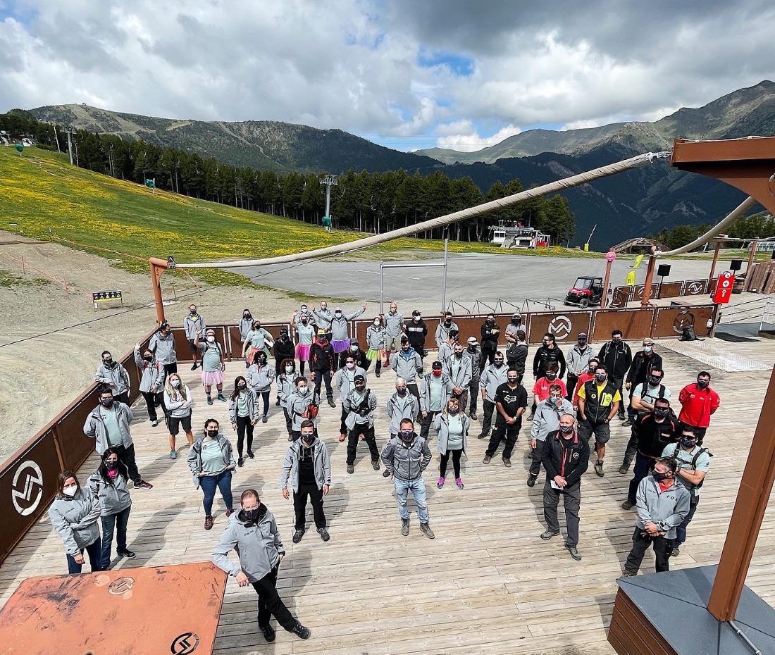 Los trabajadores de Vallnord - Pal Arinsal recogen 195 kg de basura de las pistas 