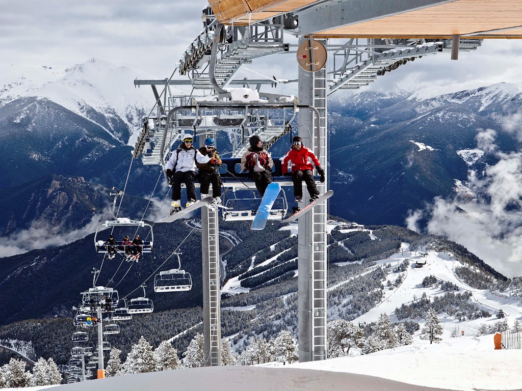 Pal Arinsal hace balance de un puente de la Purísima con cifras muy satisfactorias