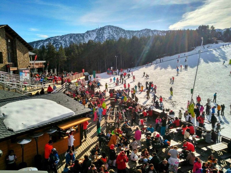 Lleno total estas fiestas en Vallnord con más de 30.000 esquiadores