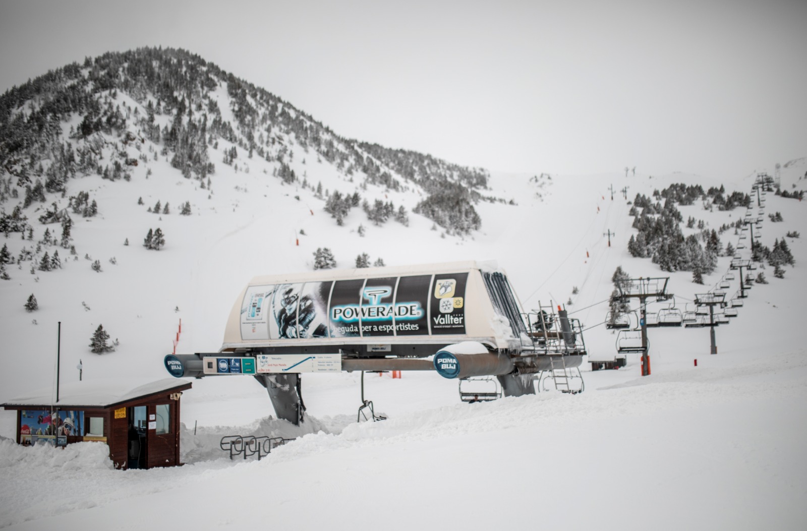 Vallter 2000 abre finalmente este lunes después de limpiar y asegurar la estación contra aludes