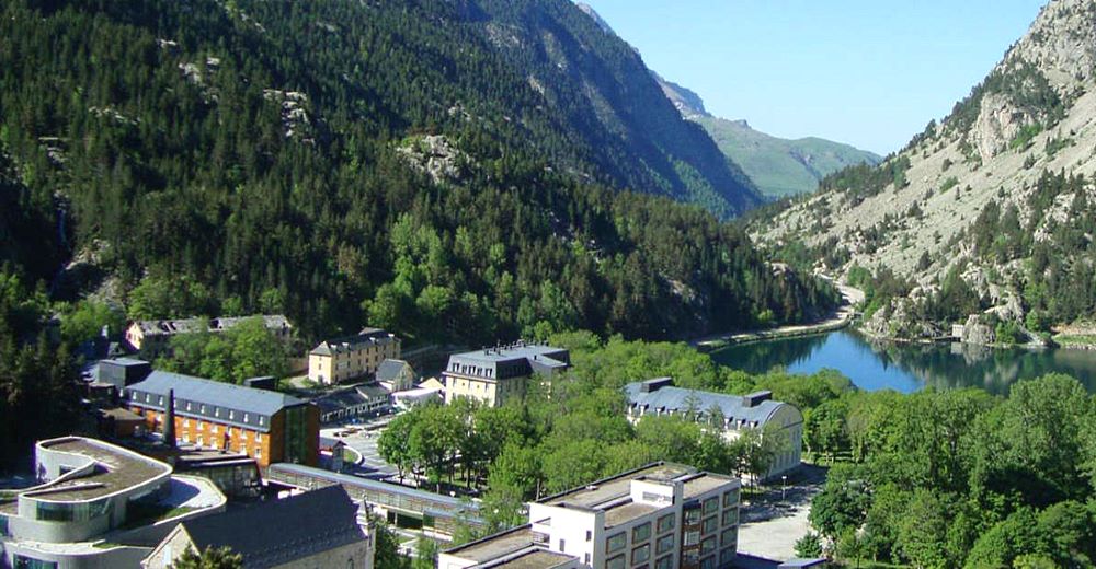 Balneario de Panticosa, una opción veraniega para familias que huyen del calor