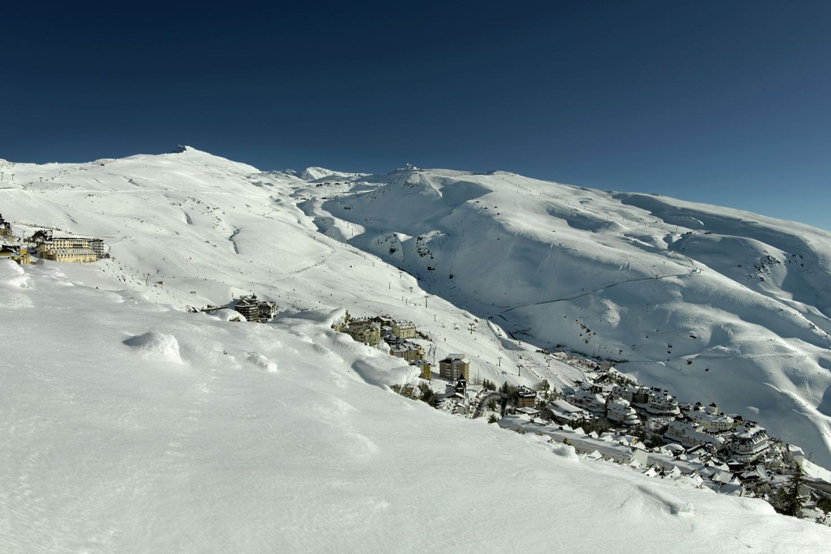 Desconvocada la huelga prevista para el sábado en Sierra Nevada