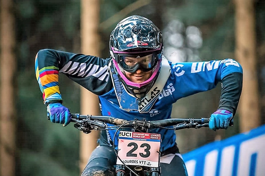 Zarja Cernilogar, doble Campeona del Europa de Descenso en MTB muere tras sufrir un accidente 