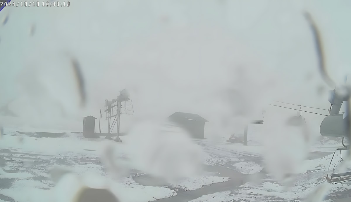 El Pirineo se viste de blanco a menos de 45 días del inicio de la temporada de esquí