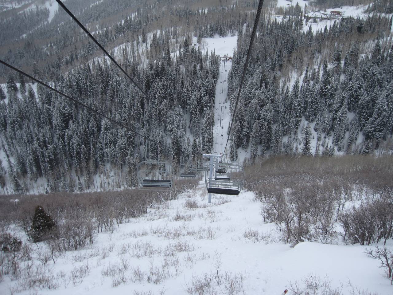 Un árbol cae sobre un telesilla y mata a un empleado de Park City