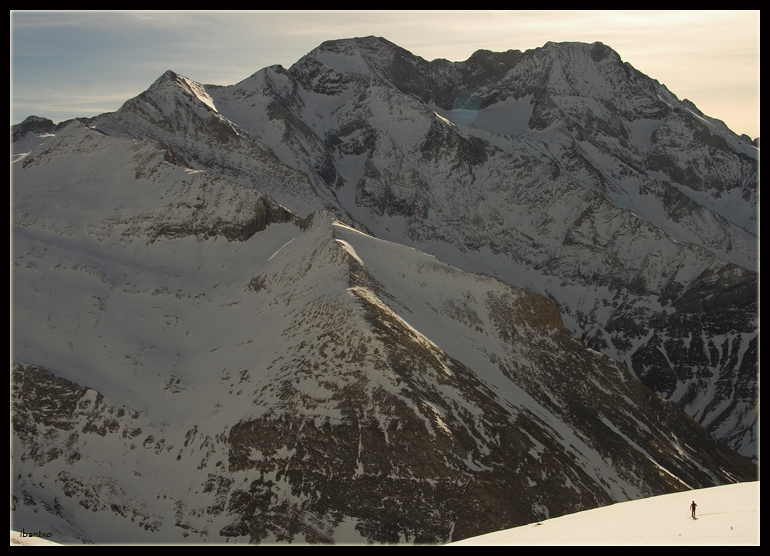 Vista del Posets en salida de enero 2011 de nuestro amigo Ibantxo: SKILIBRE.BLOGSPOT.COM