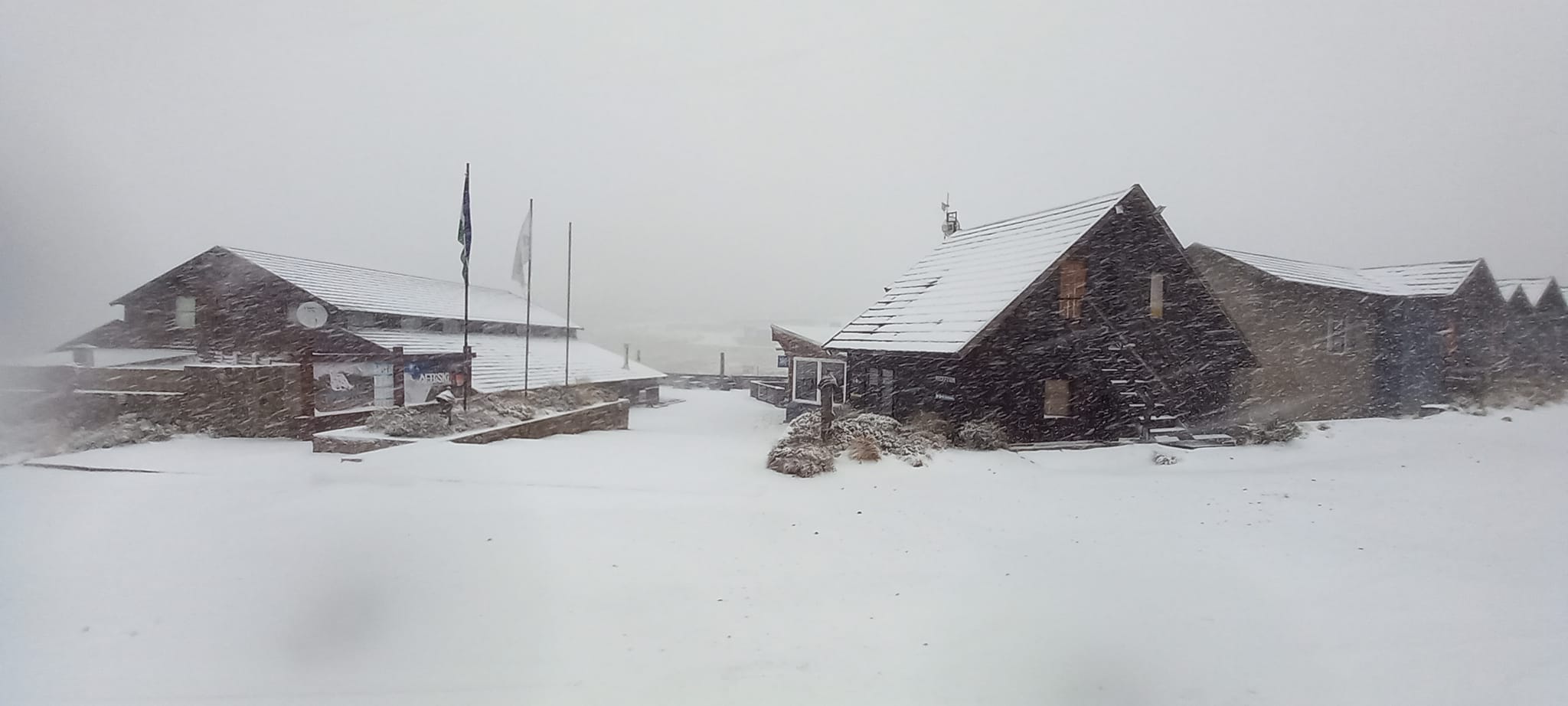 La mejor nieve en el único continente que tiene estaciones de esquí en los hemisferios norte y sur