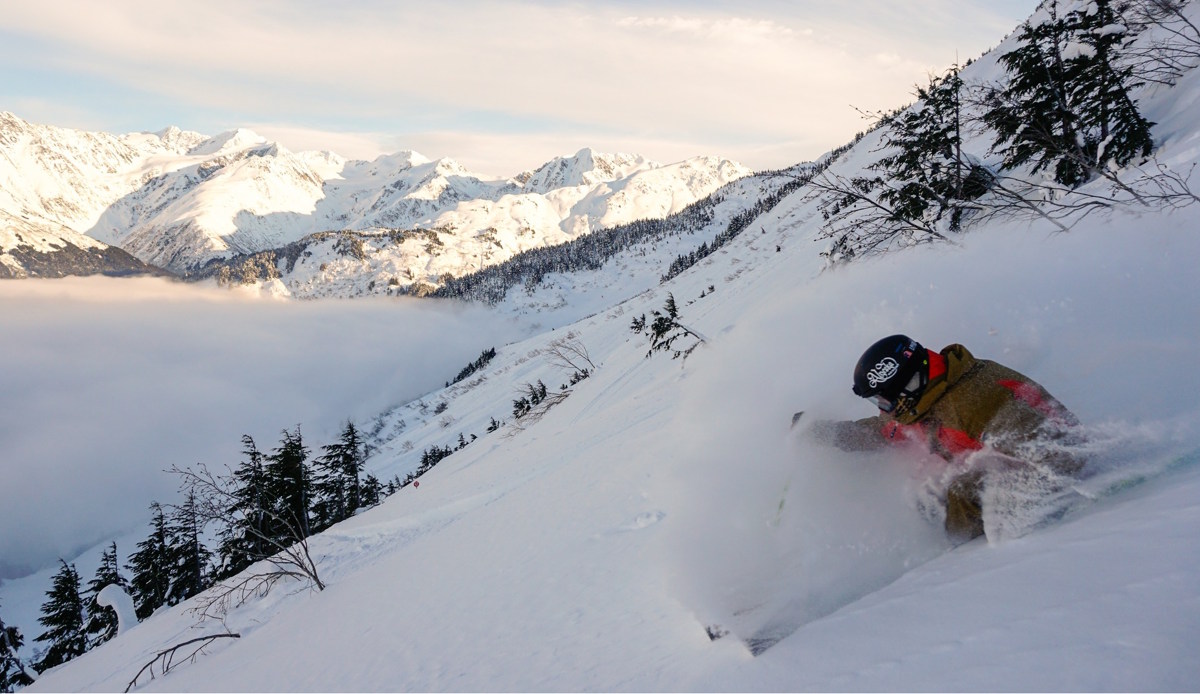 Alyeska supera los 18 metros de nieve y se consolida como líder de la temporada en EE. UU.