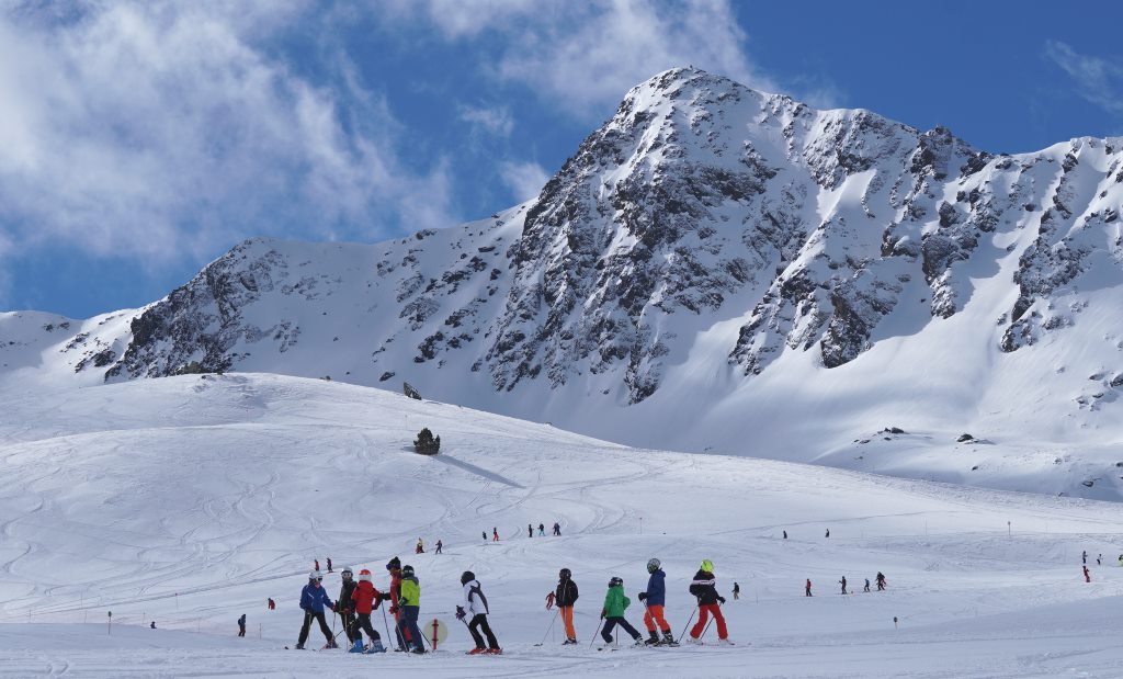 ¡Confirmado! Arcalís abierto hasta el 30 abril. Forfait de Grandvalira valido con suplemento