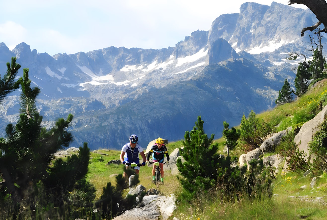 Descubre el espíritu activo del verano en Baqueira Beret: naturaleza, deporte y relax