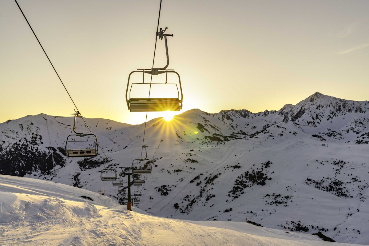 Baqueira Beret aplaza su apertura pero activa varios servicios para el Puente de Diciembre