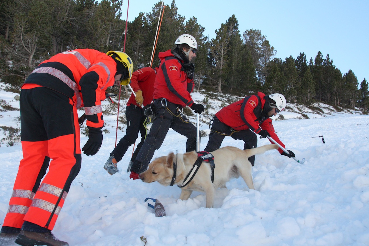 Rescatados dos esquiadores después de ser alcanzados por un alud en zona fuera pistas de Baqueira 