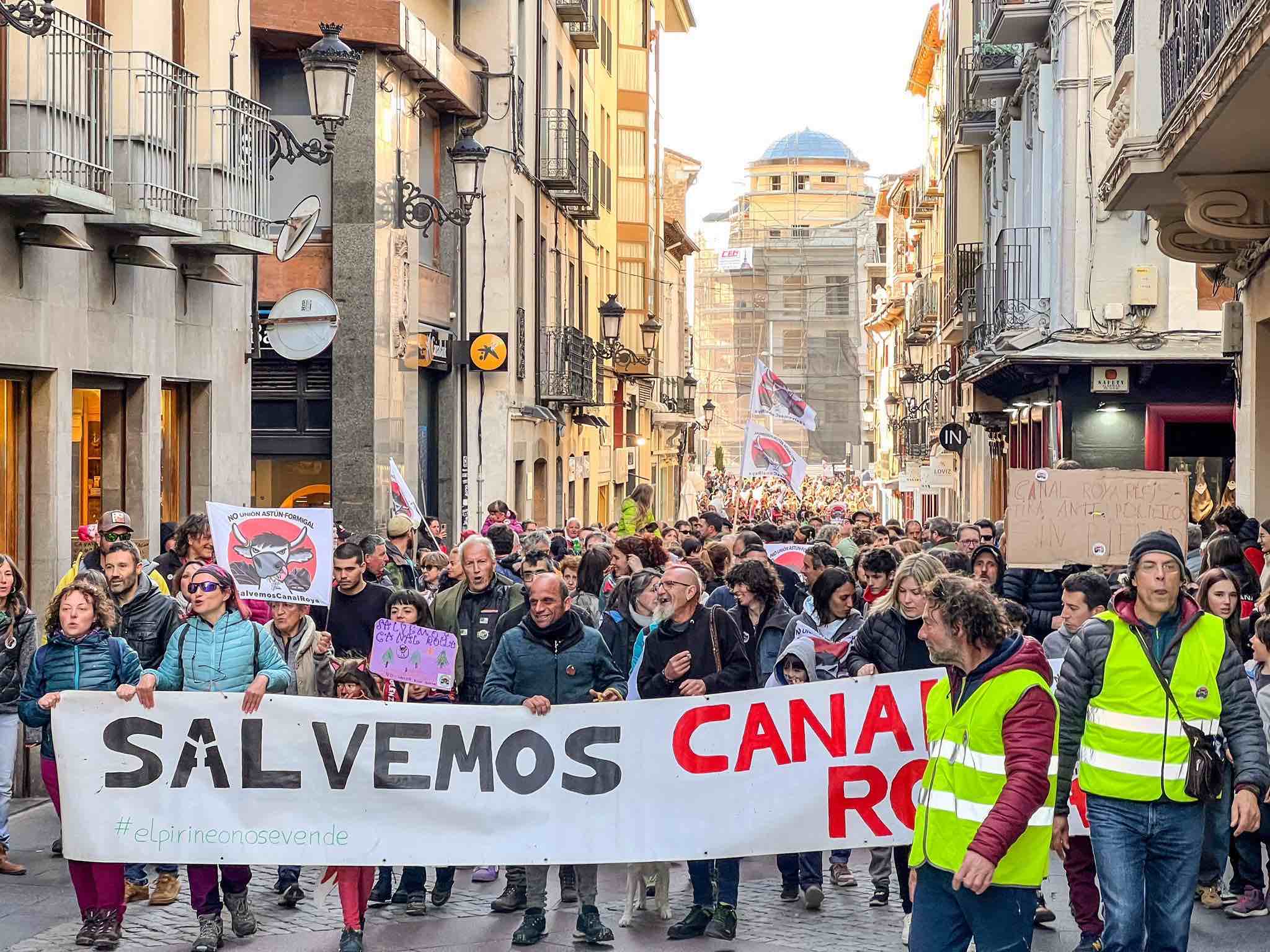 El Gobierno de Aragón no unirá las estaciones de esquí si no lo quiere el territorio