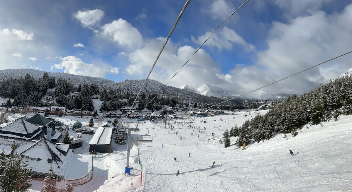 Catedral inició la temporada invernal 2024 con un mes de antelación y gran éxito